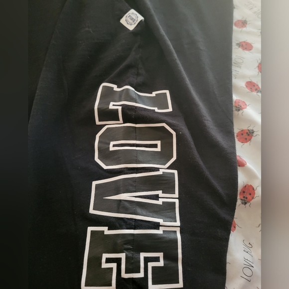 Vs pink lightweight joggers, size large. - Picture 3 of 12